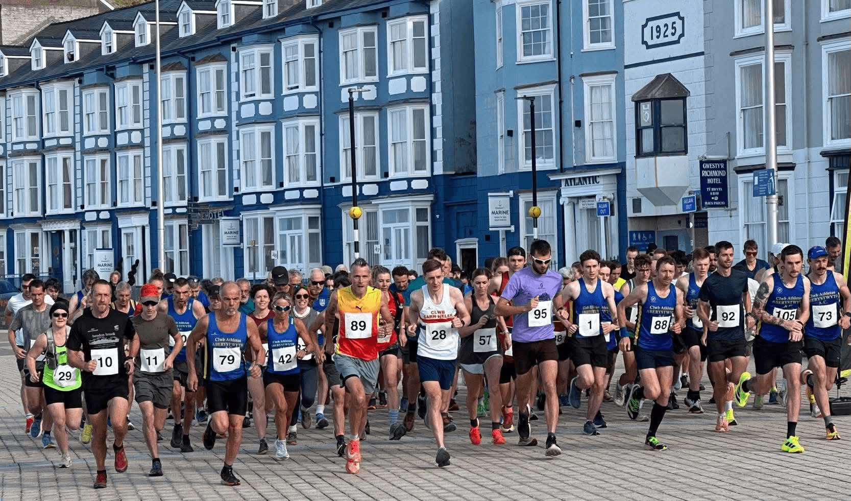 Owain Schiavone and Holly Hadfield win Aberystwyth Twin Peaks as two category records fall visual